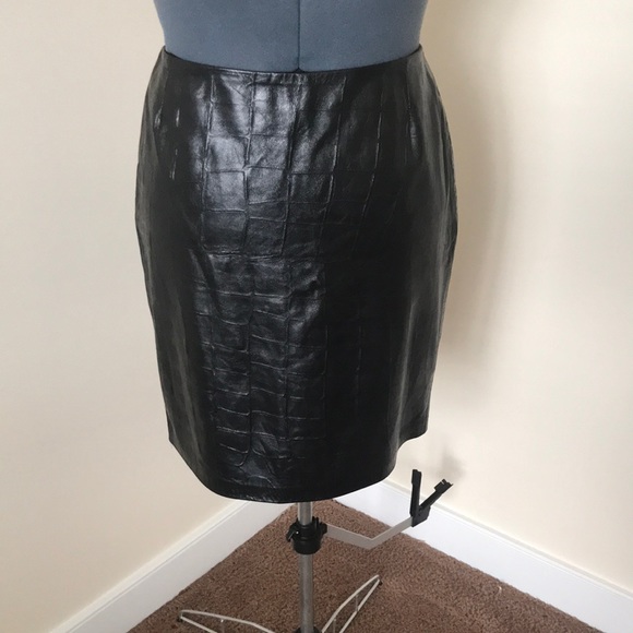 Dresses & Skirts - id Collection 100% Leather Skirt Crocodile Print Size 12